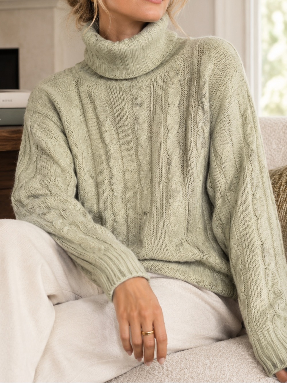 N. Peal 100% Cashmere Cable Knit Turtleneck Sweater Made in Scotland Size L/XL
